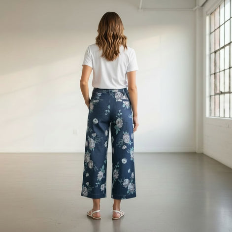 Amyic - Floral Print Denim Pants