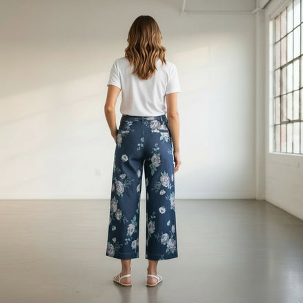 Amyic - Floral Print Denim Pants